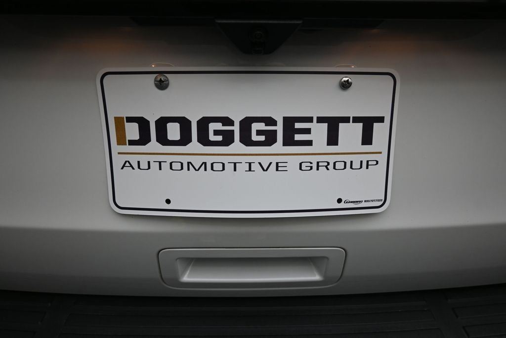 Used 2023 White Ford Limited image 2