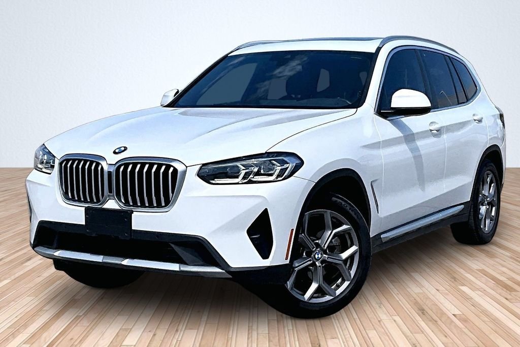 2023 BMW X3 sDrive30i's photo