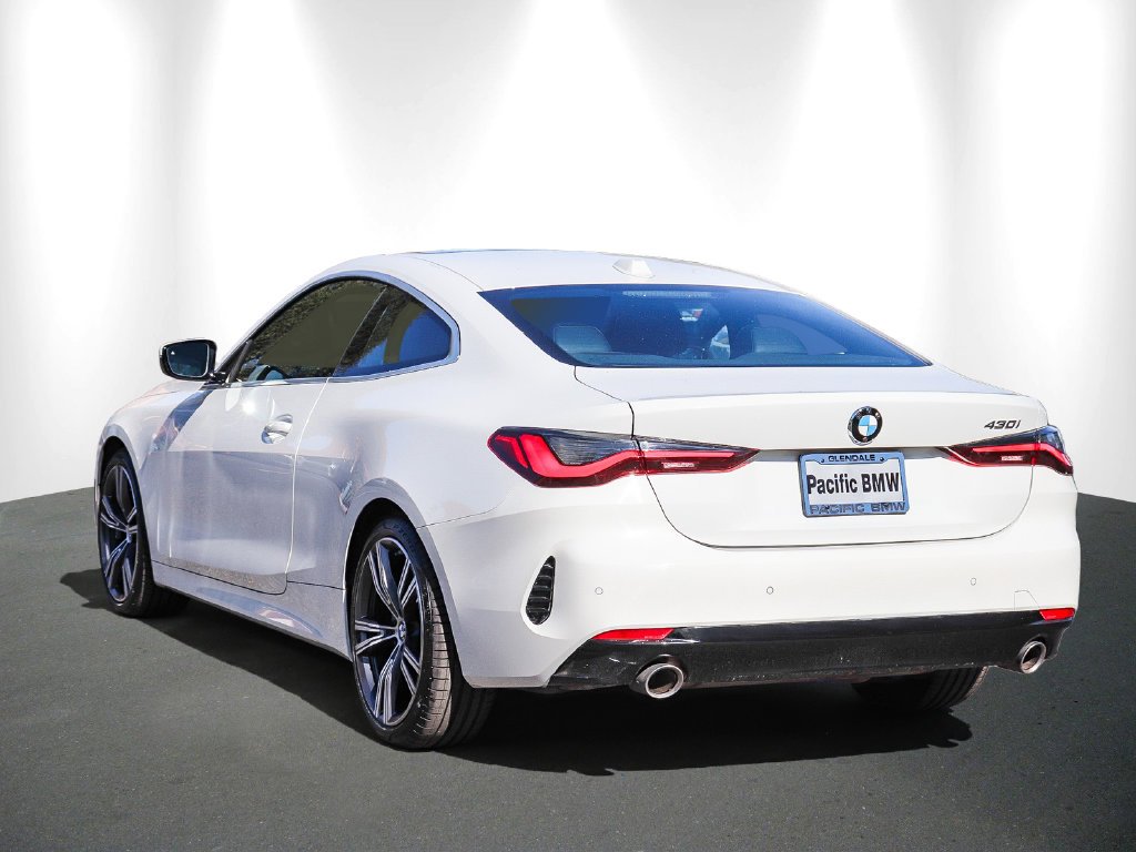 2024 BMW 4 Series photo 4