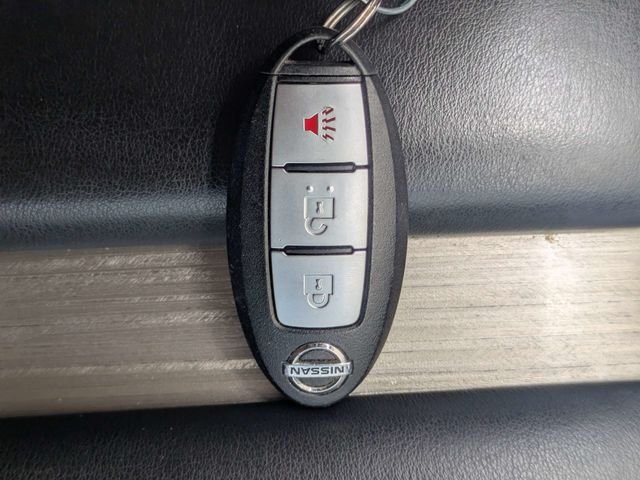 Used 2018 Black Nissan S image 31