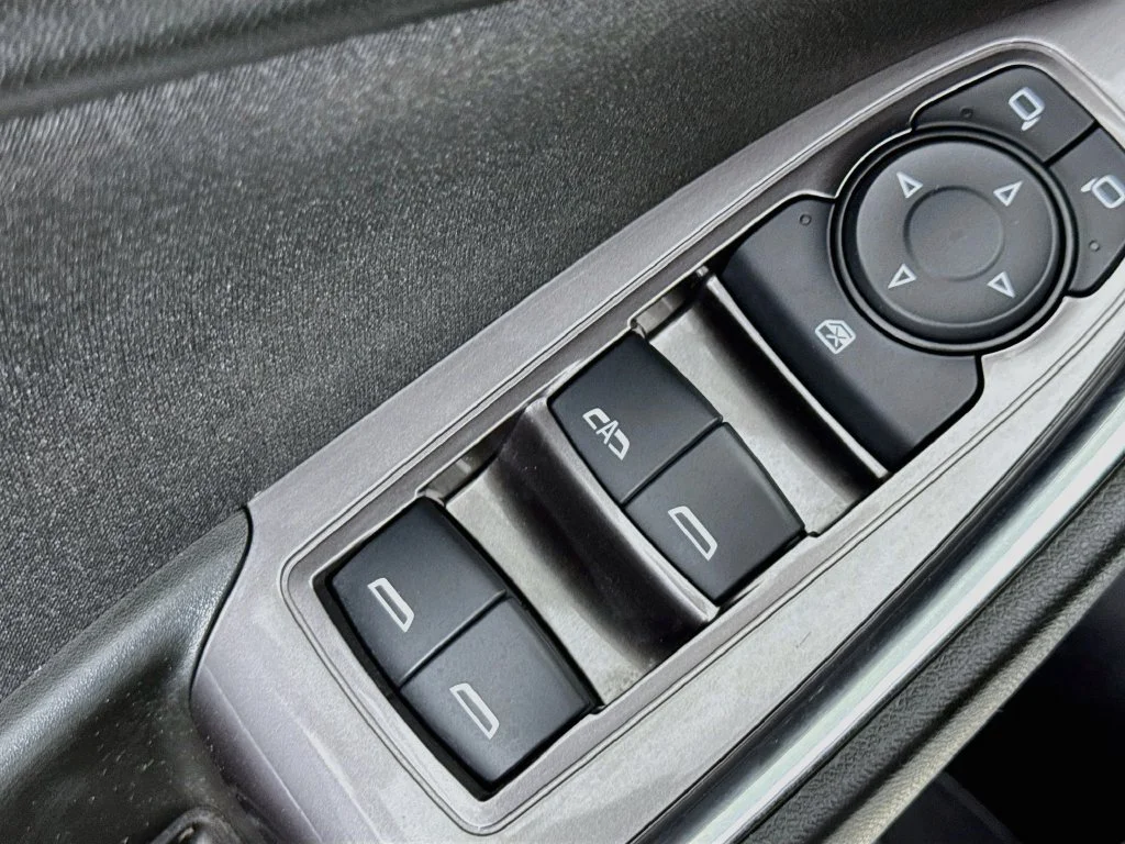Used 2022 Silver Chevrolet LT image 20