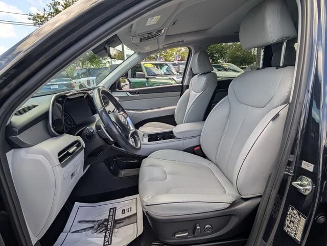 Used 2024 White Hyundai SEL image 9