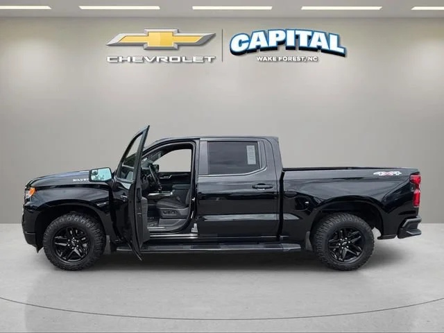 Used 2023 Black Chevrolet RST image 13