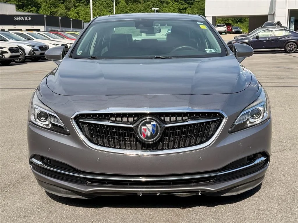 Used 2018 Gray Buick Premium I Group image 17