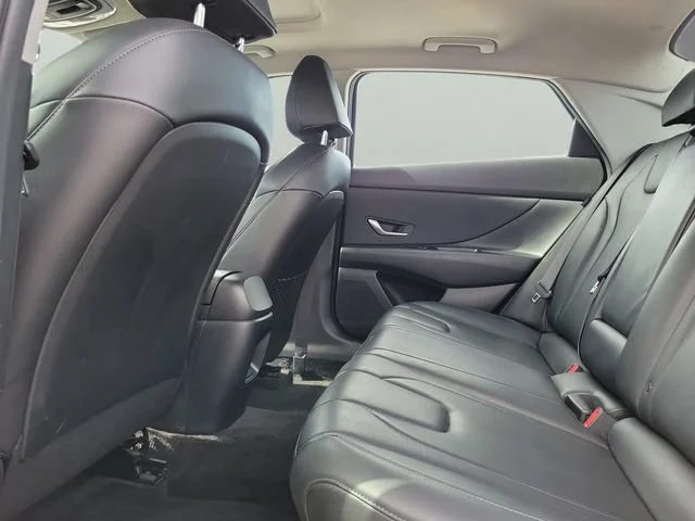 Used 2025 Black Hyundai Limited image 14
