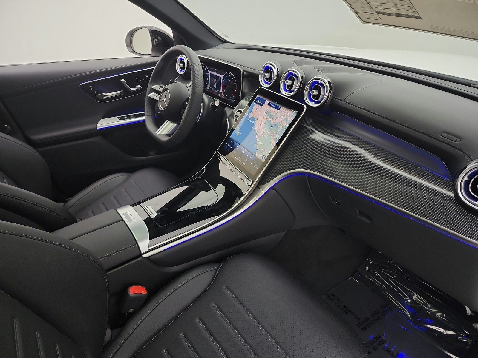 New 2026 Polar White Mercedes-Benz GLC 300 SUV image 14