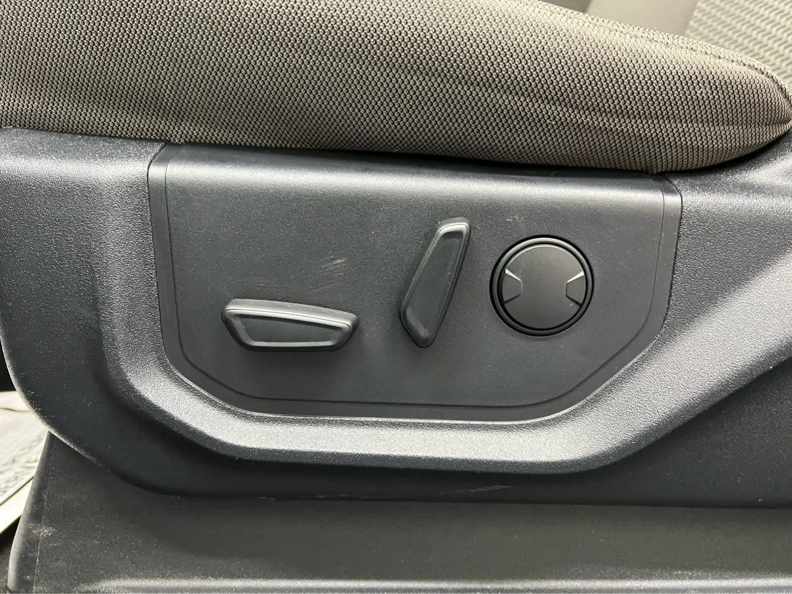 Used 2019 Ruby Red Metallic Tinted Clearcoat Ford XLT image 8