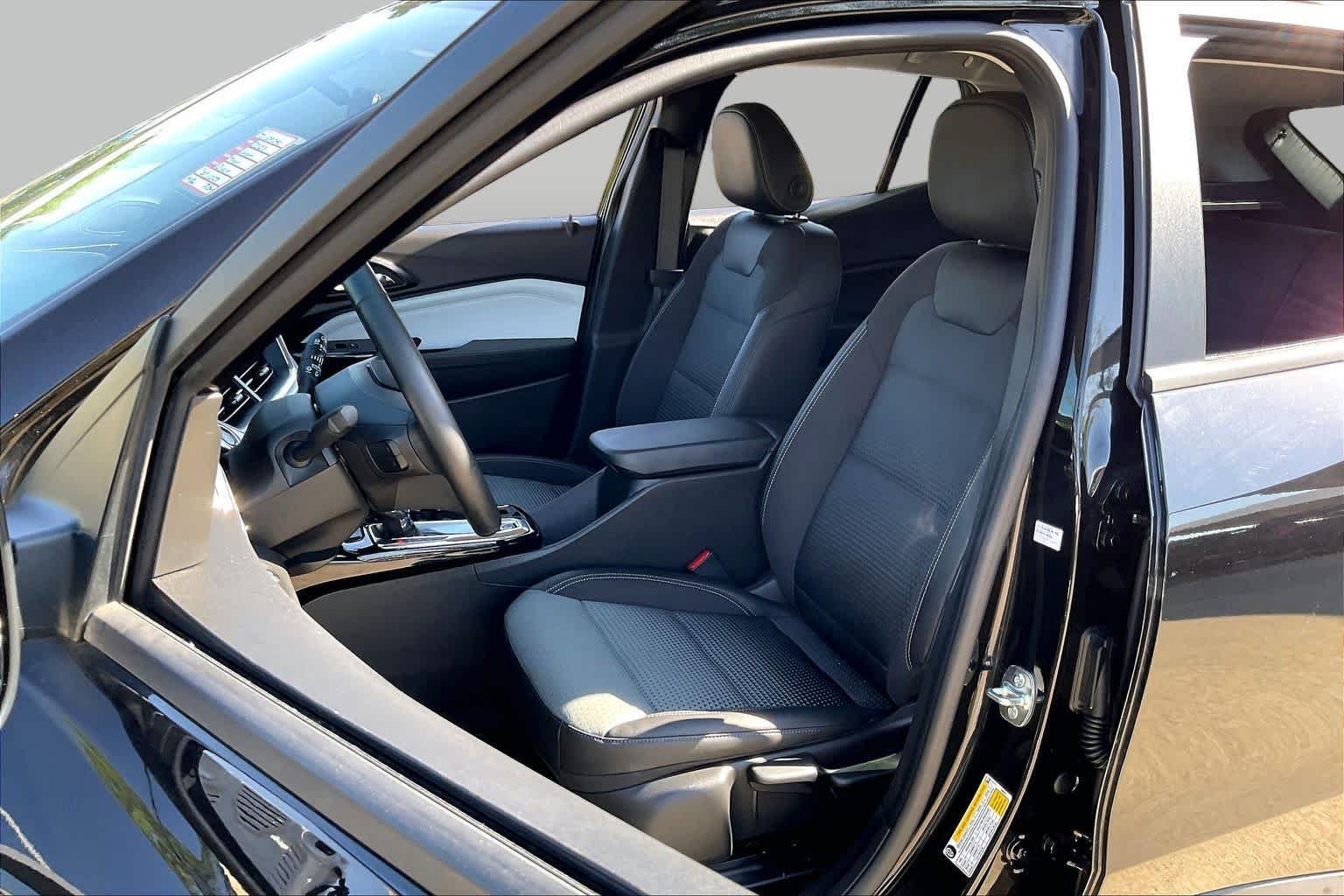 Used 2026 Mosaic Black Metallic Chevrolet LT image 8