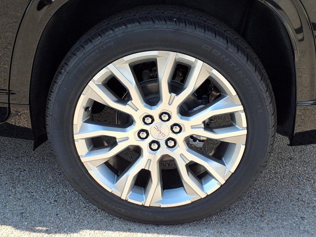 2027 GMC Acadia Denali - Photo 27