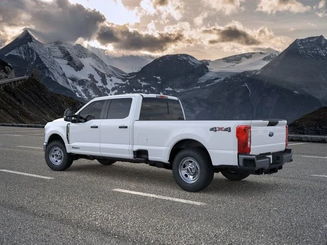 New 2026 Oxford White Ford XL image 4