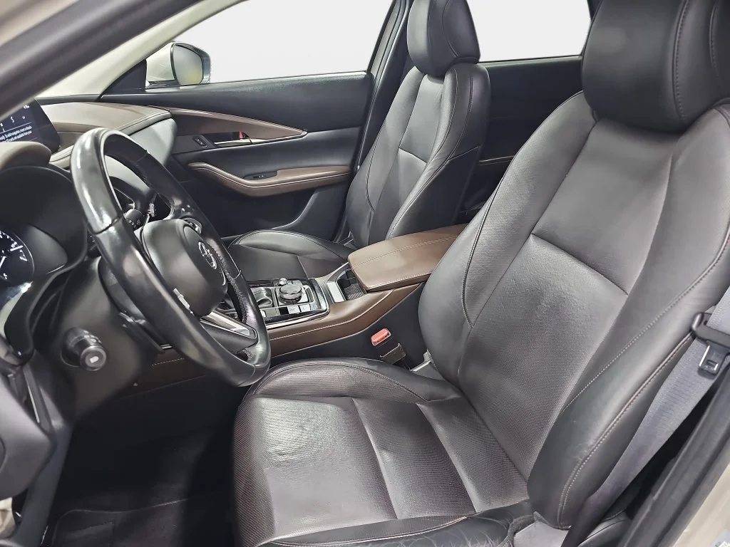 Used 2023 Silver Mazda 2.5 S Premium Package image 17