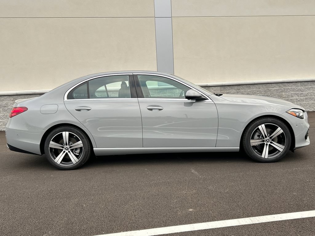 New 2026 MANUFAKTUR Alpine Grey Mercedes-Benz C 300 image 46