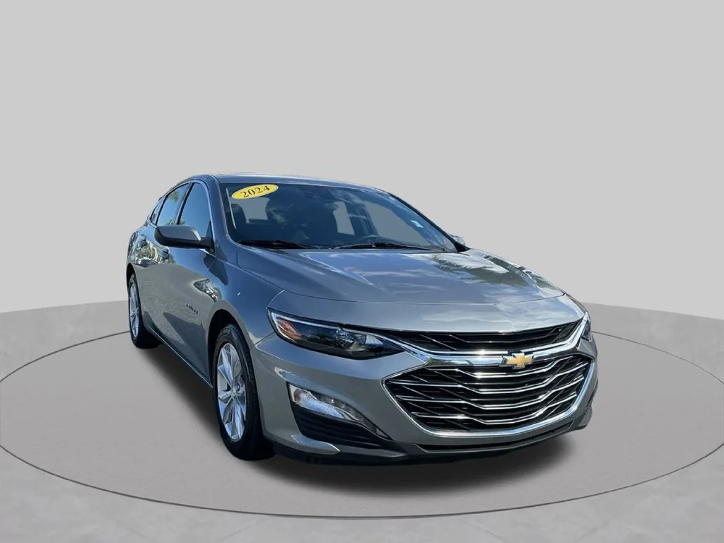 Used 2024 Gray Chevrolet LT image 12