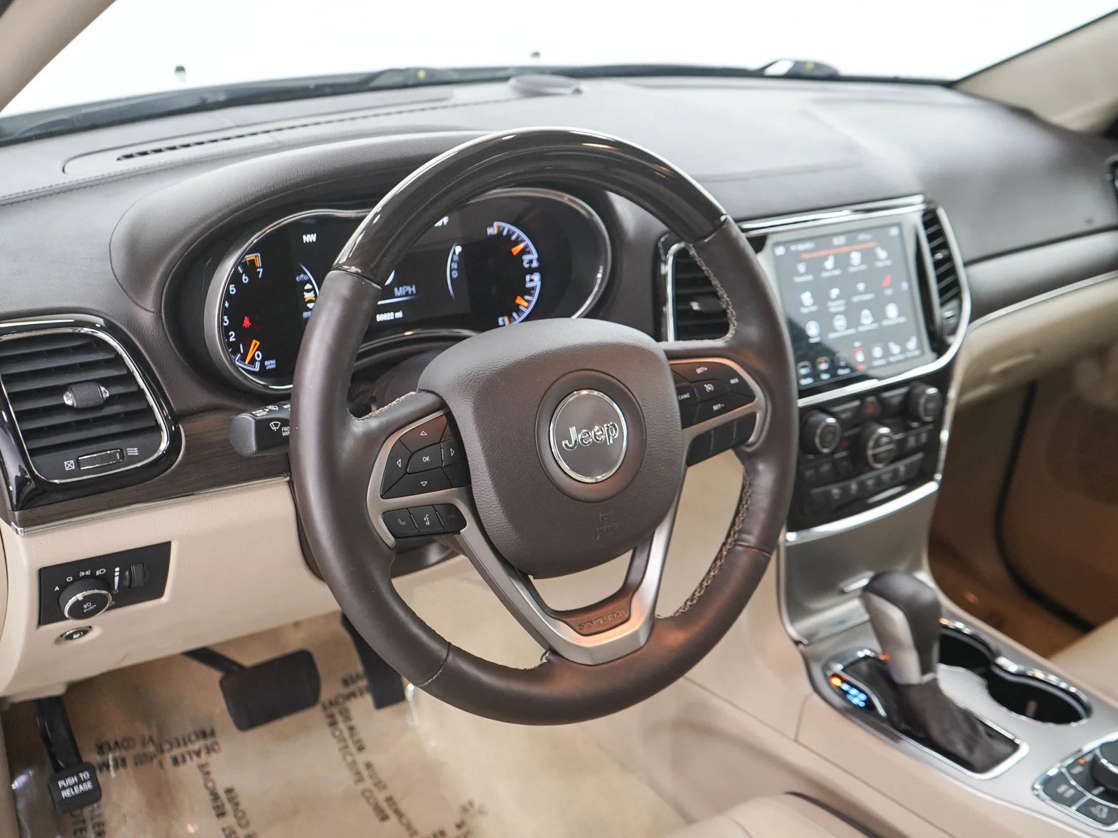 Used 2021 Ivory 3-Coat Jeep Overland image 21