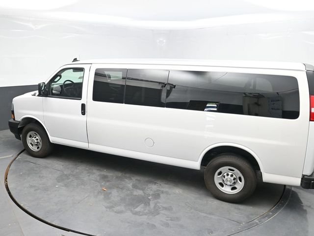 Used 2024 White Chevrolet LS image 27