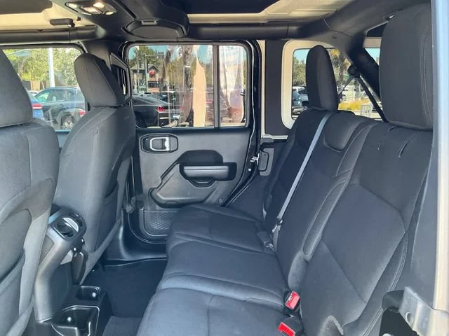Used 2021 Black Clearcoat Jeep Unlimited Sport Altitude image 15
