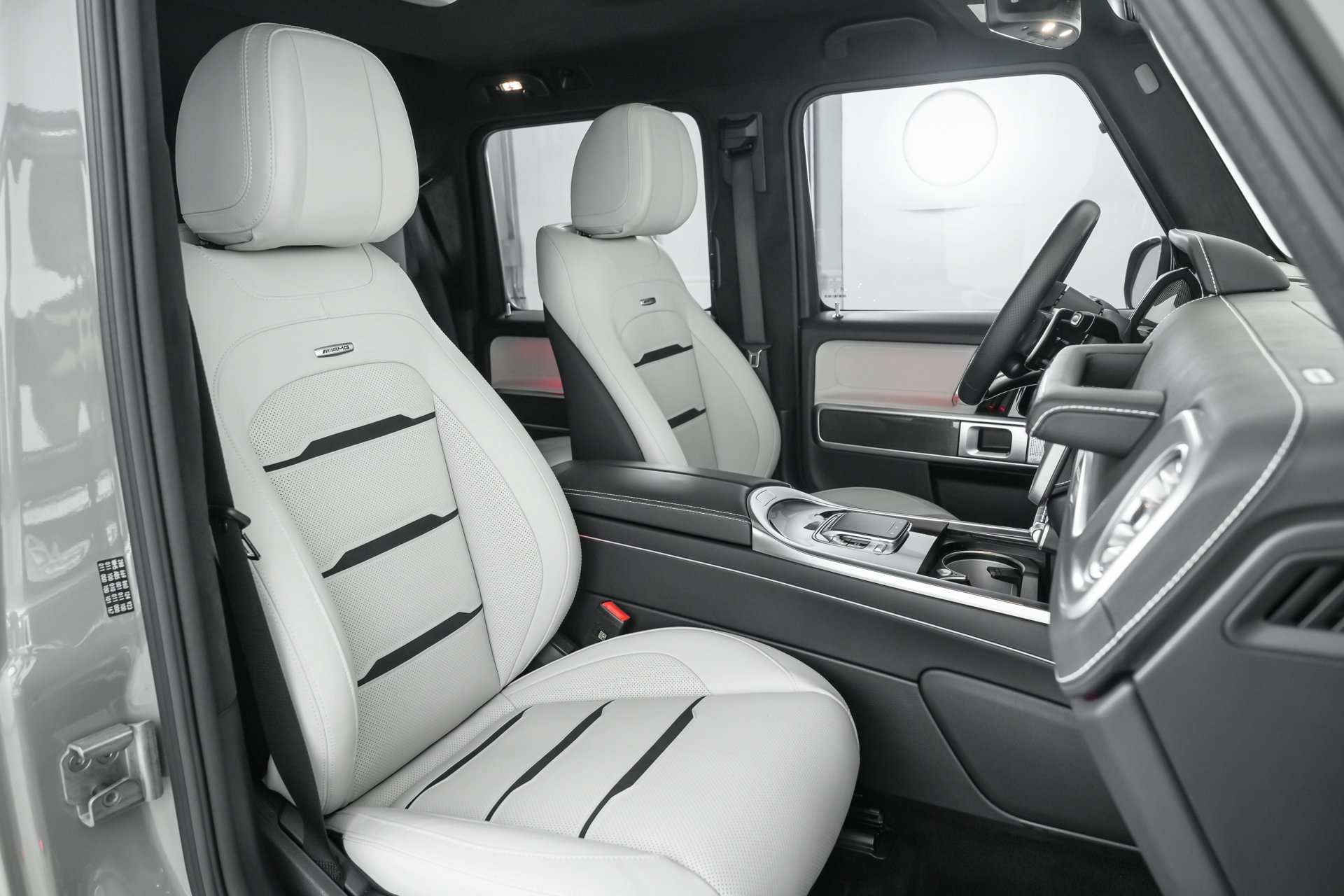 Used 2025  Mercedes-Benz G 63 AMG® image 11