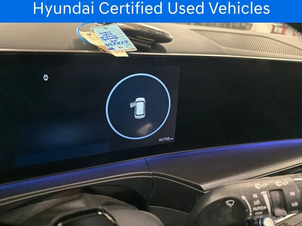 Certified Pre-Owned 2025 Hyundai Santa Fe Hybrid Calligraphy