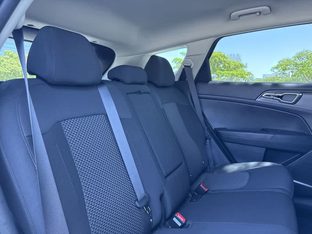 Used 2024 Snow White Pearl Kia LX image 26
