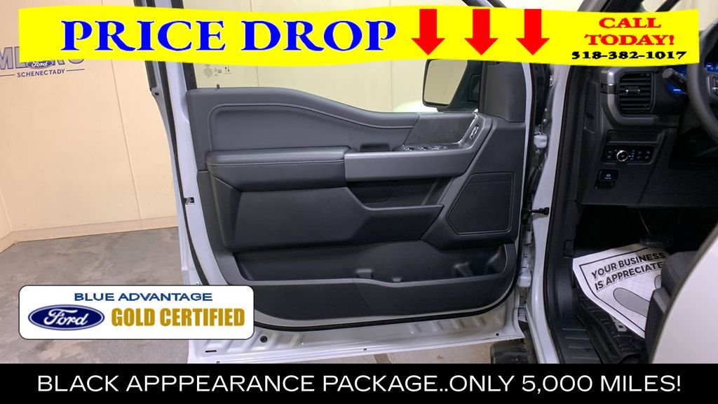 Certified Used 2025 White Metallic Ford XLT image 28