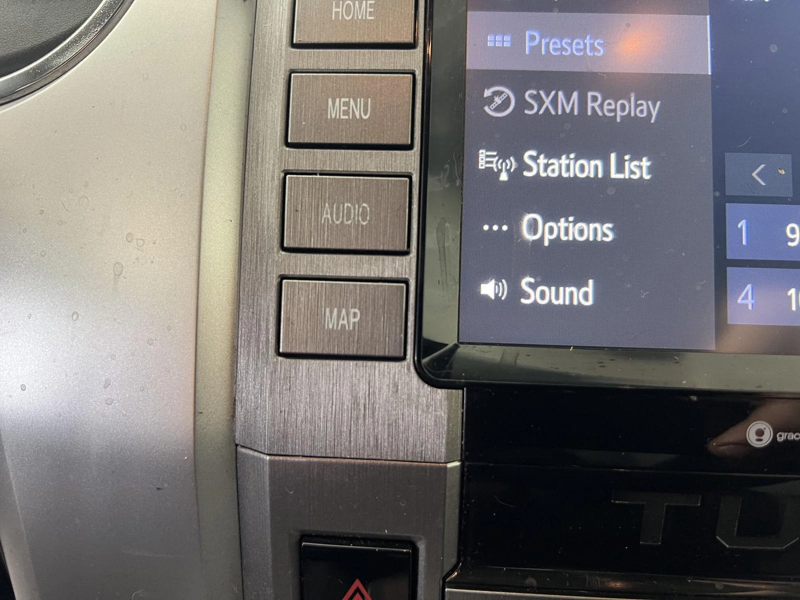 Used 2020 Magnetic Gray Metallic Toyota SR5 image 21