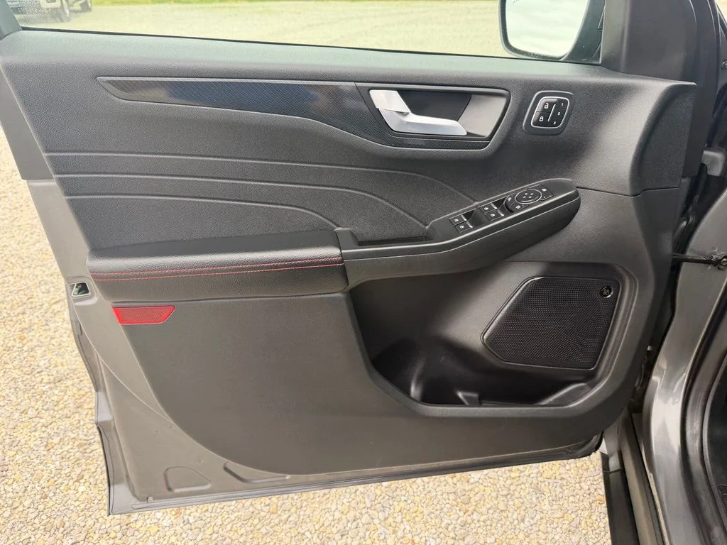 Used 2023 Gray Ford ST-Line Elite image 10