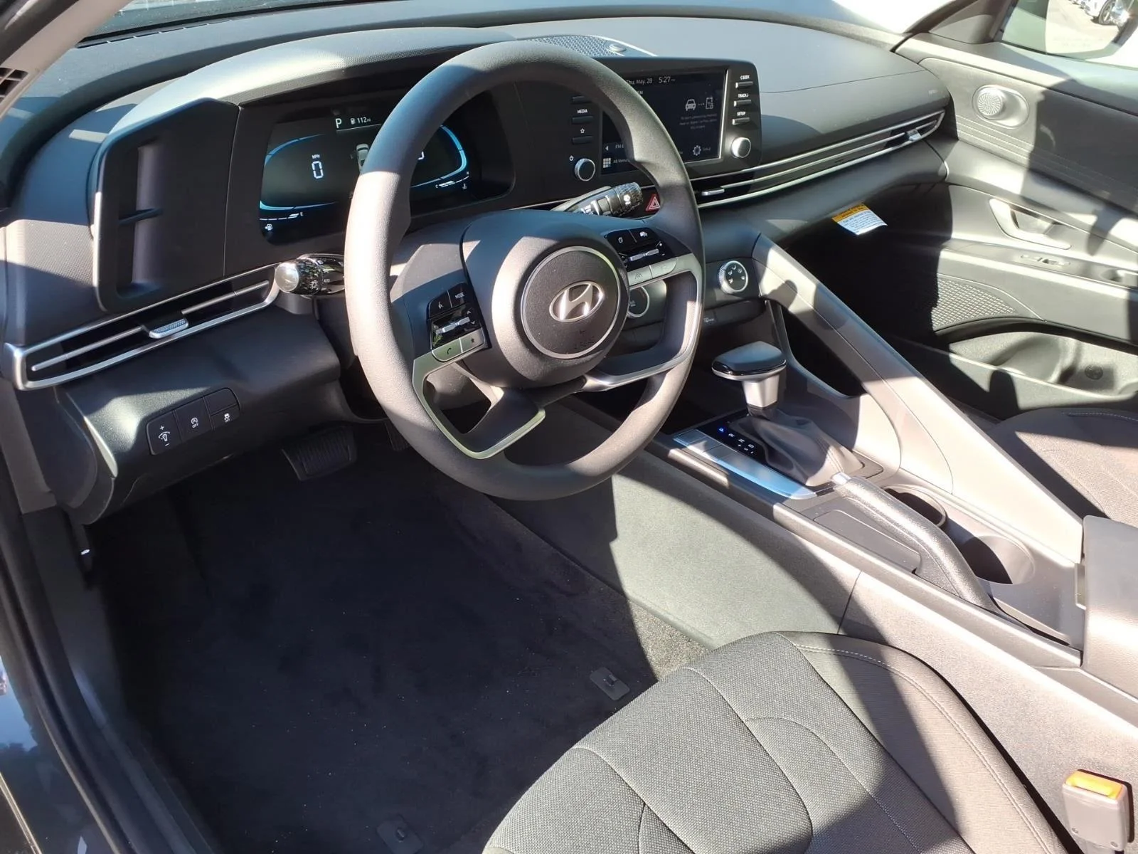 New 2026 Amazon Gray Hyundai SE image 23