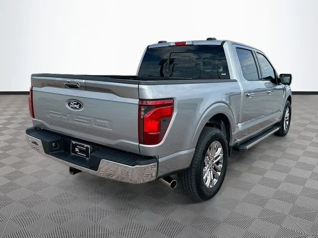 Used 2024 Silver Ford XLT image 5