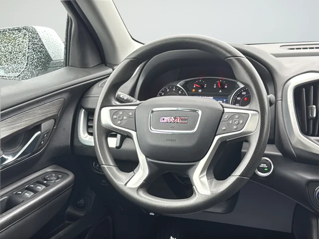 Used 2023 White GMC SLE image 38