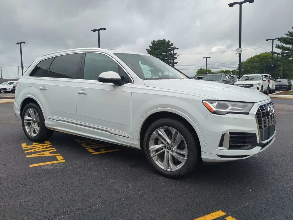 Used 2021 White Audi 55 Premium Plus image 2