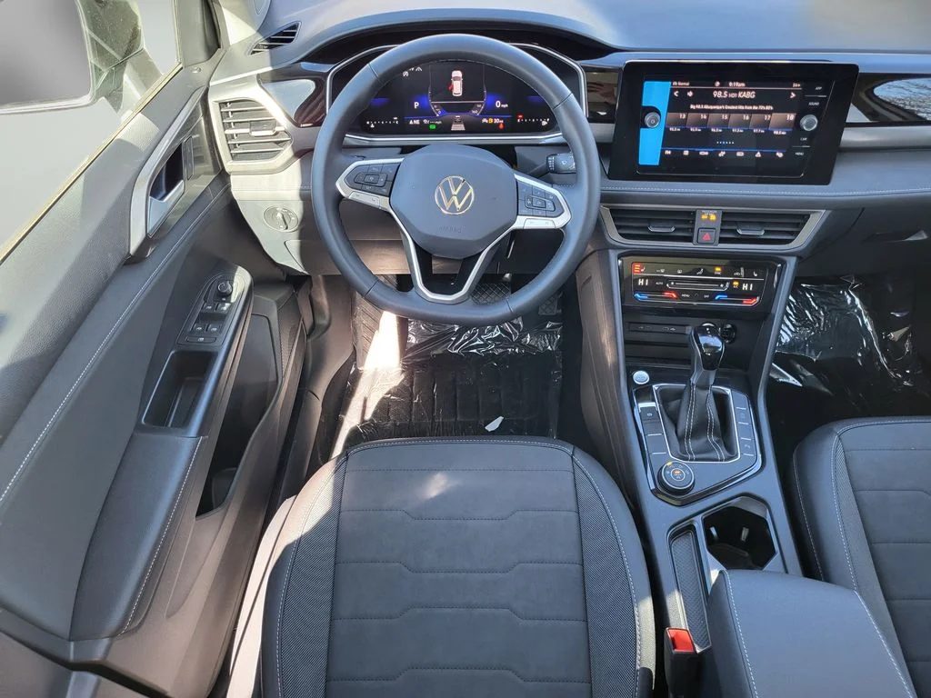 New 2026 Monument Gray W/Deep Black Roof Volkswagen 1.5T SE Black image 16
