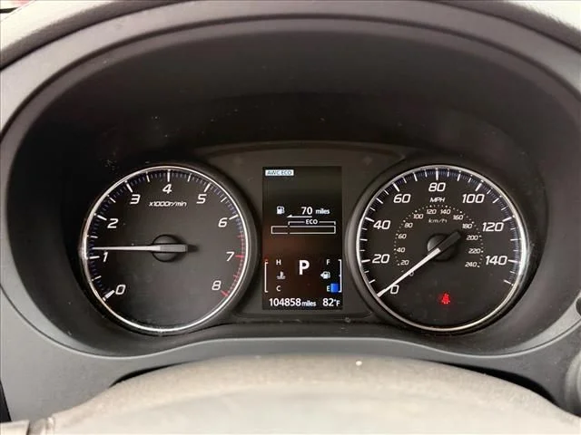 Used 2020 Gray Mitsubishi SE image 20
