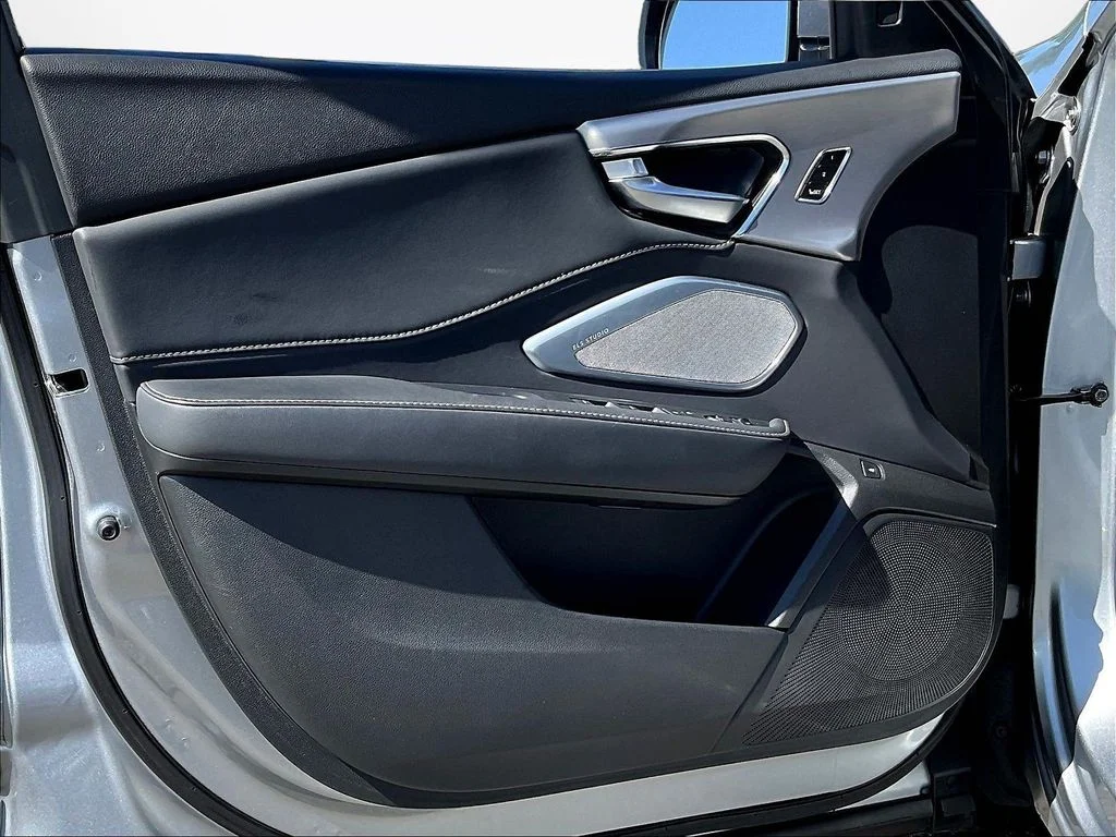 Used 2023 Lunar Silver Metallic Acura Technology Package image 20