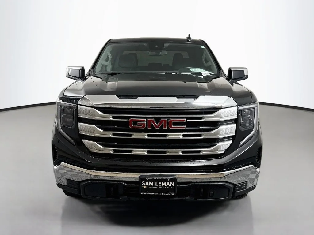 Used 2023 Black GMC SLE image 2