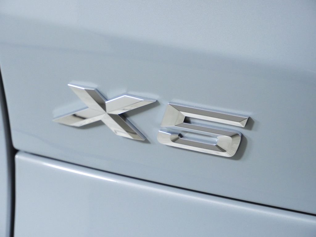 New 2026 Brooklyn Grey Metallic BMW xDrive40i image 13