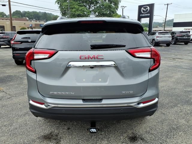 Used 2024 Silver GMC SLT image 6