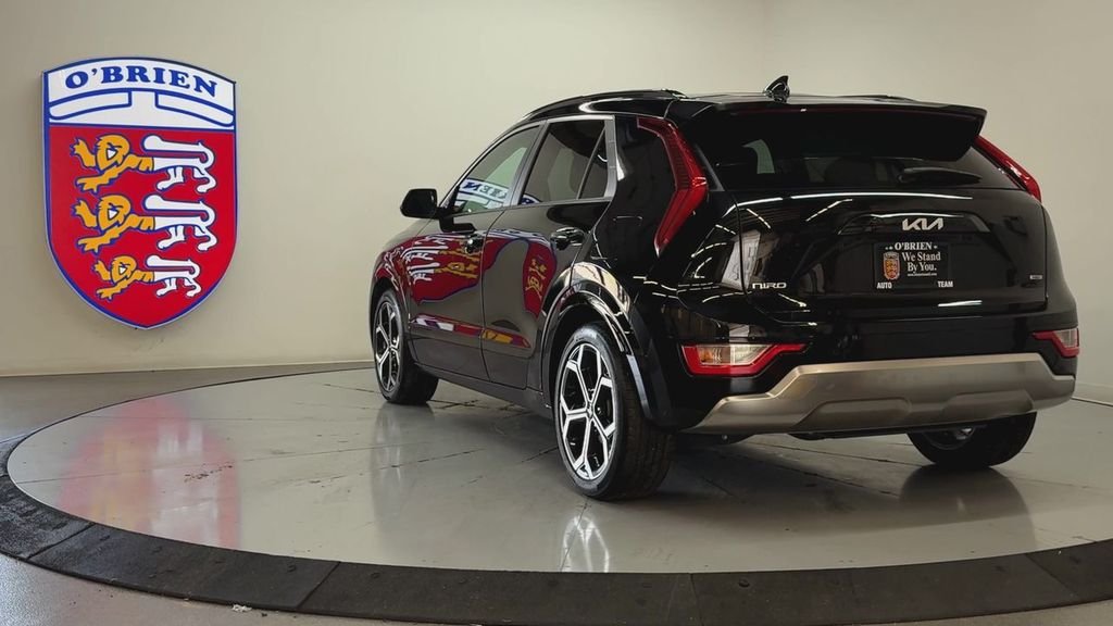 Used 2023 Aurora Black Kia EX Touring image 6