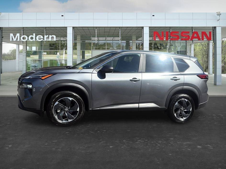 Used 2025 Gun Metallic Nissan SV image 2