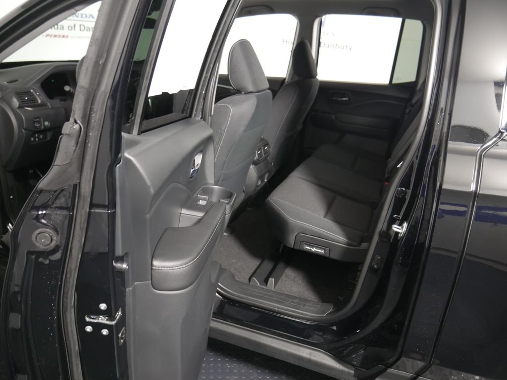 2026 Honda Ridgeline Sport - Photo 17