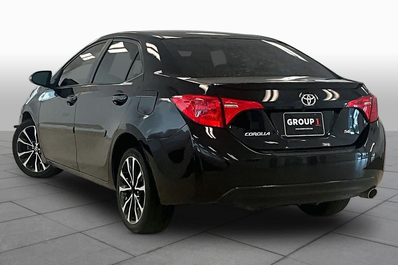 Used 2018 Black Sand Pearl Toyota SE image 11