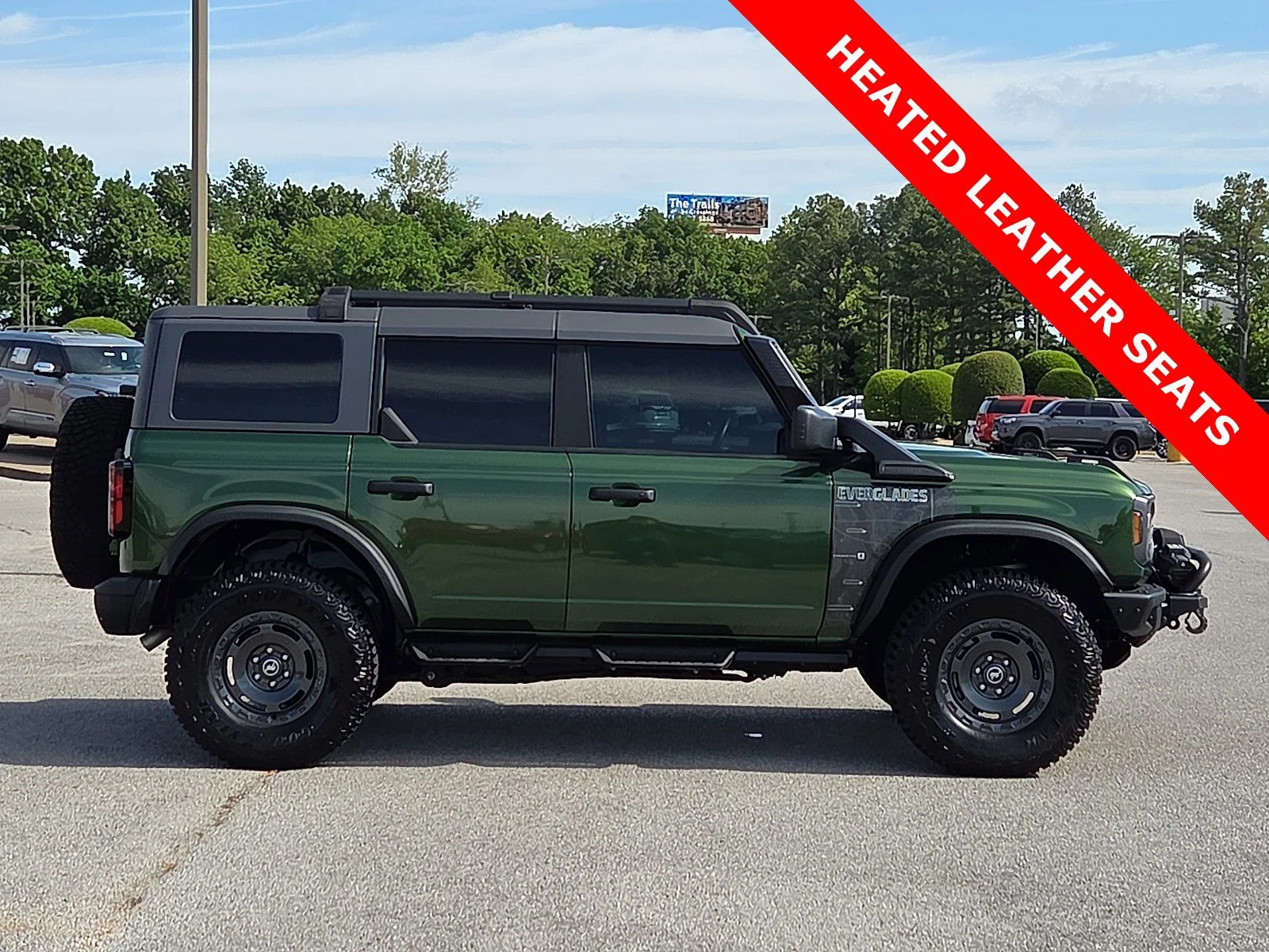 Used 2024 Eruption Green Metallic Ford Everglades image 6