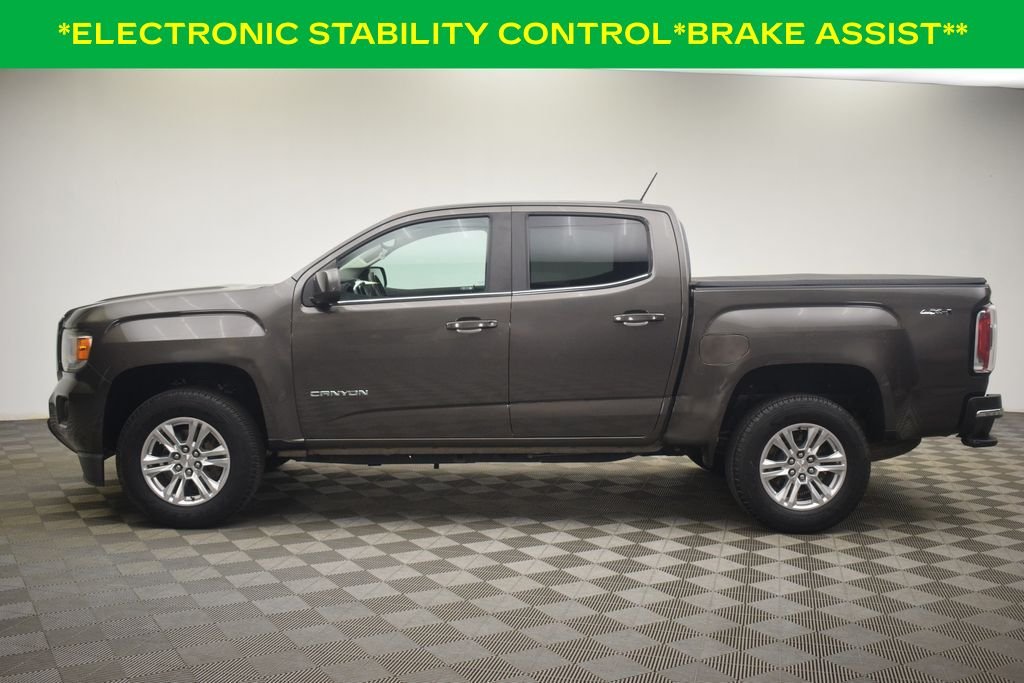 Used 2019 Smokey Quartz Metallic GMC SLE1 image 12