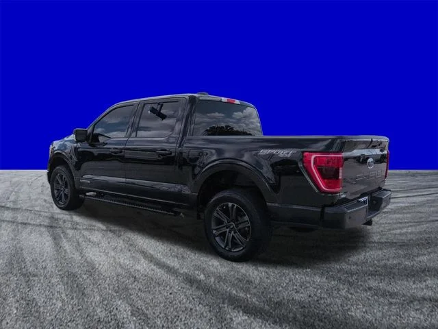 Used 2023 Agate Black Metallic Ford XLT image 6