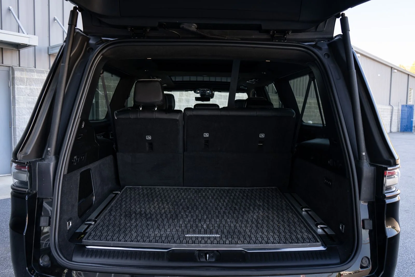 Used 2024 Diamond Black Jeep Series II image 18