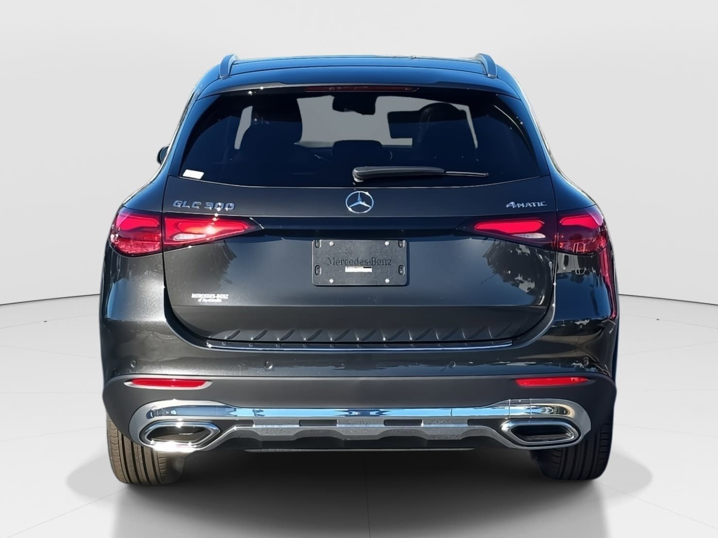 New 2026 Graphite Grey Metallic Mercedes-Benz GLC300 image 6