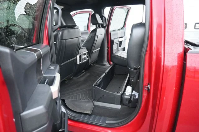Used 2022 Red Ford Lariat image 16