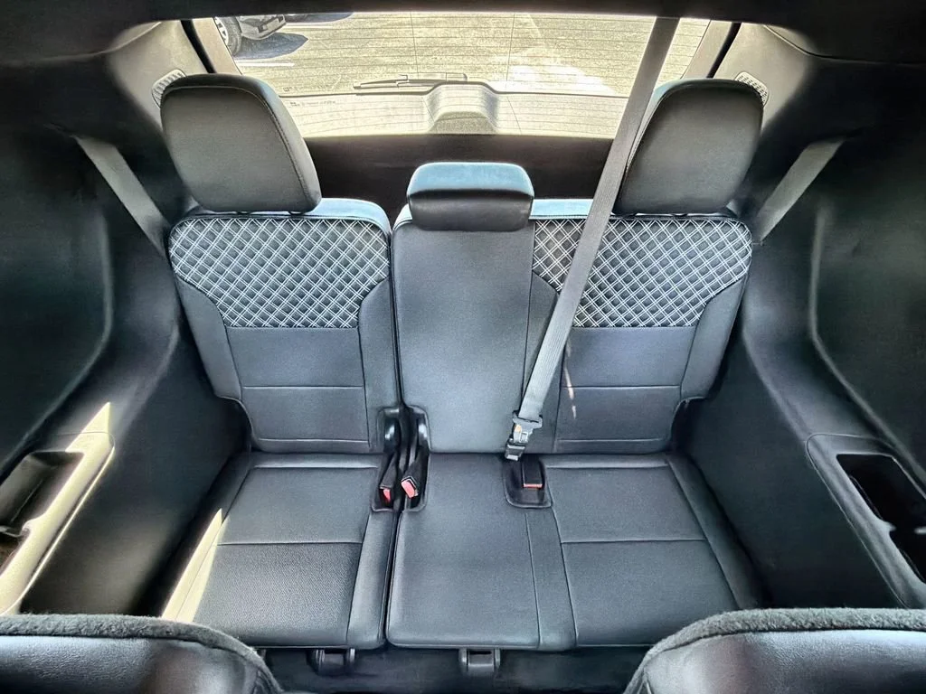 Used 2025 Ebony Twilight Metallic GMC Denali image 42