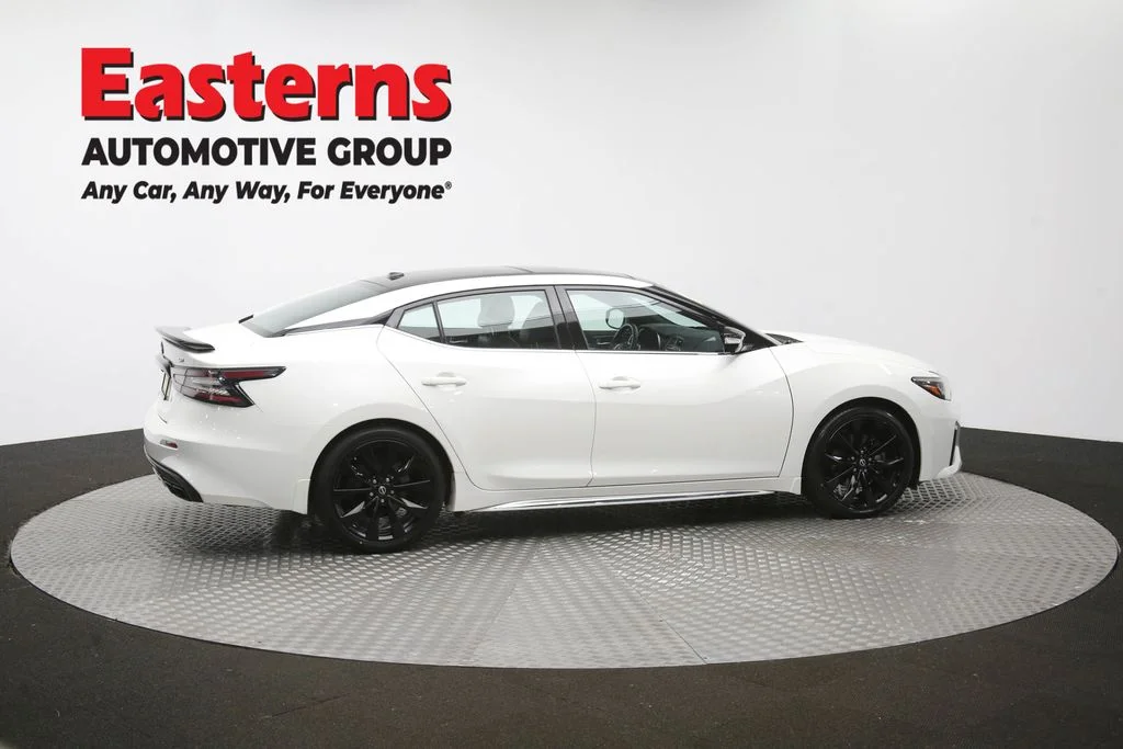 Used 2023 White Nissan SR image 48
