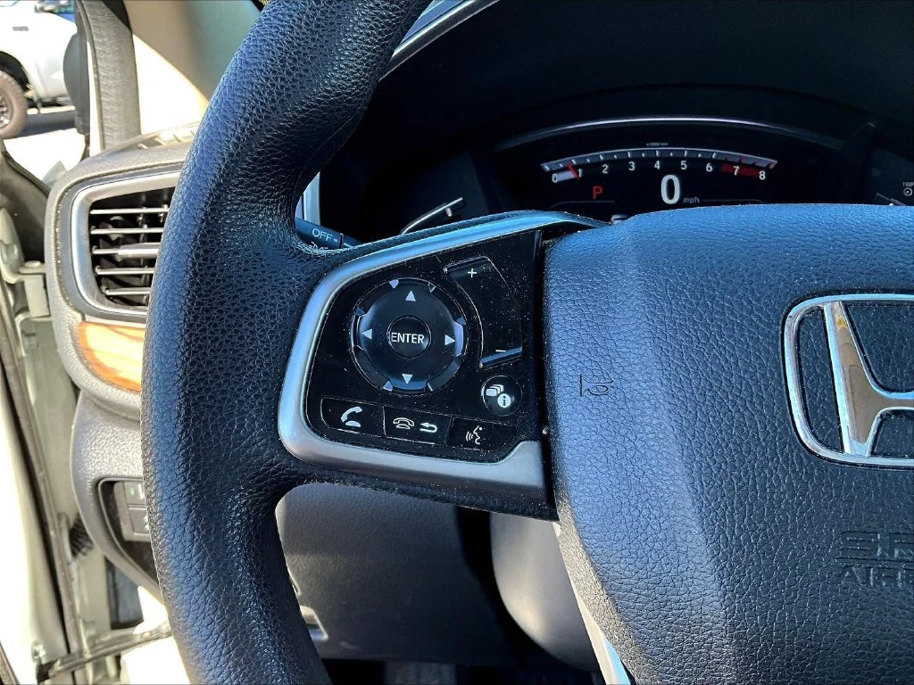 Used 2022 White Honda EX image 11