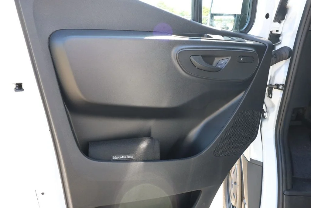 2025 Mercedes-Benz Sprinter Cargo Van Base - Photo 10